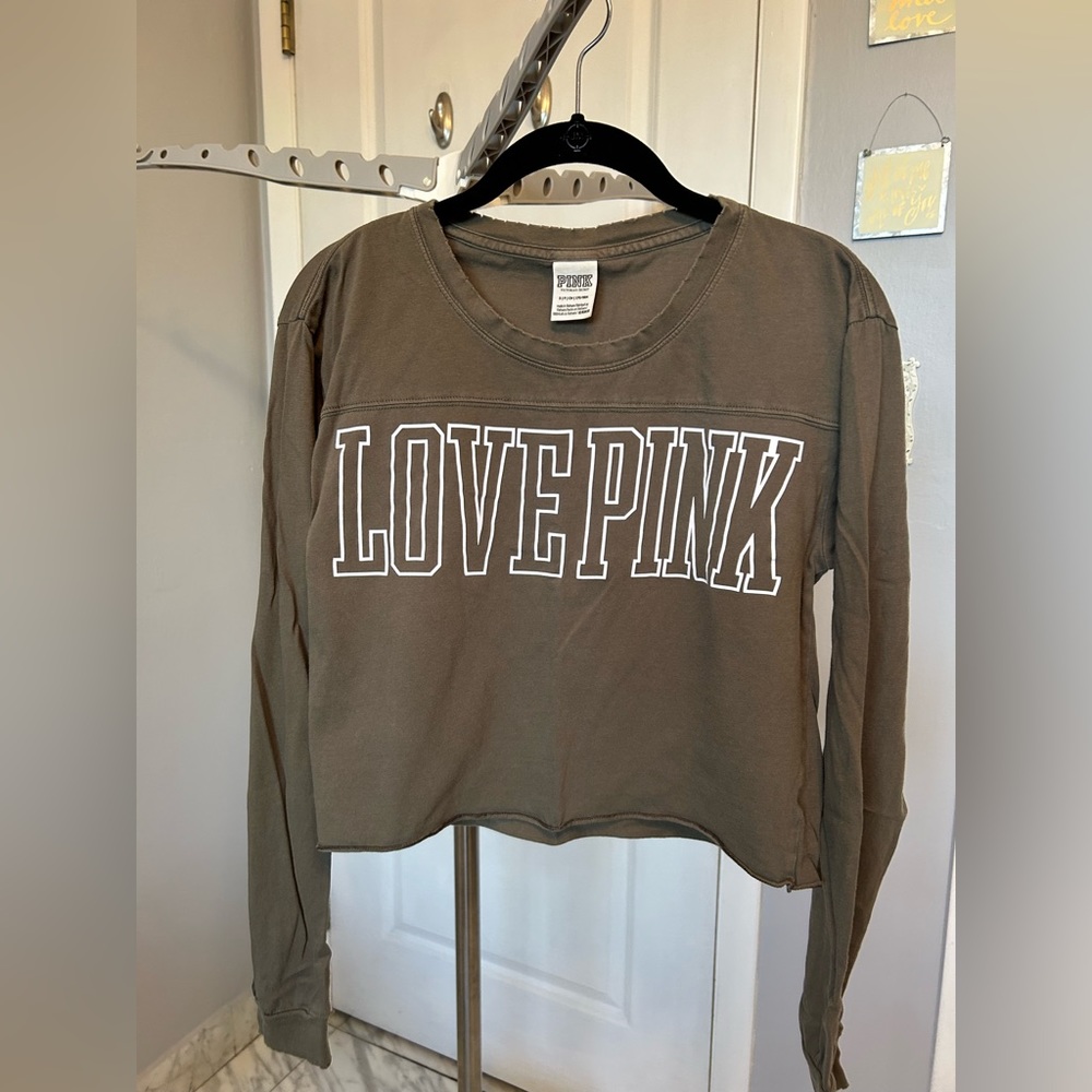Victoria’s Secret PINK Athleisure/Everyday Long-Sleeve Cropped Top T-Shirt
